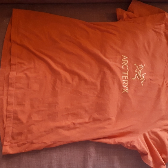Arcteryx tshirts - Picture 4 of 6